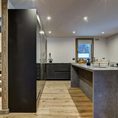Freya Villa Chamonix